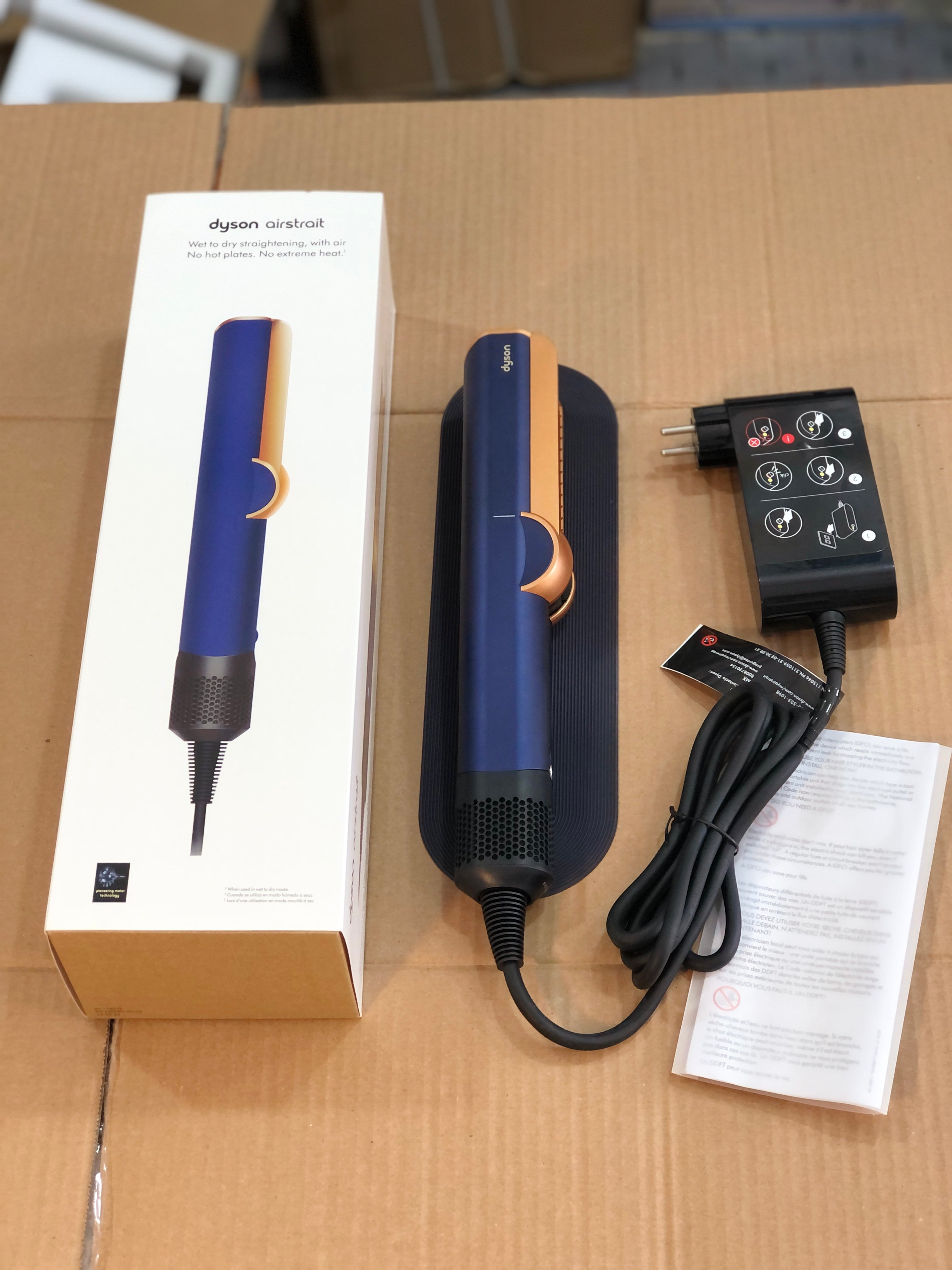 Dyson Airstrait HT01 Wet to Dry Hair