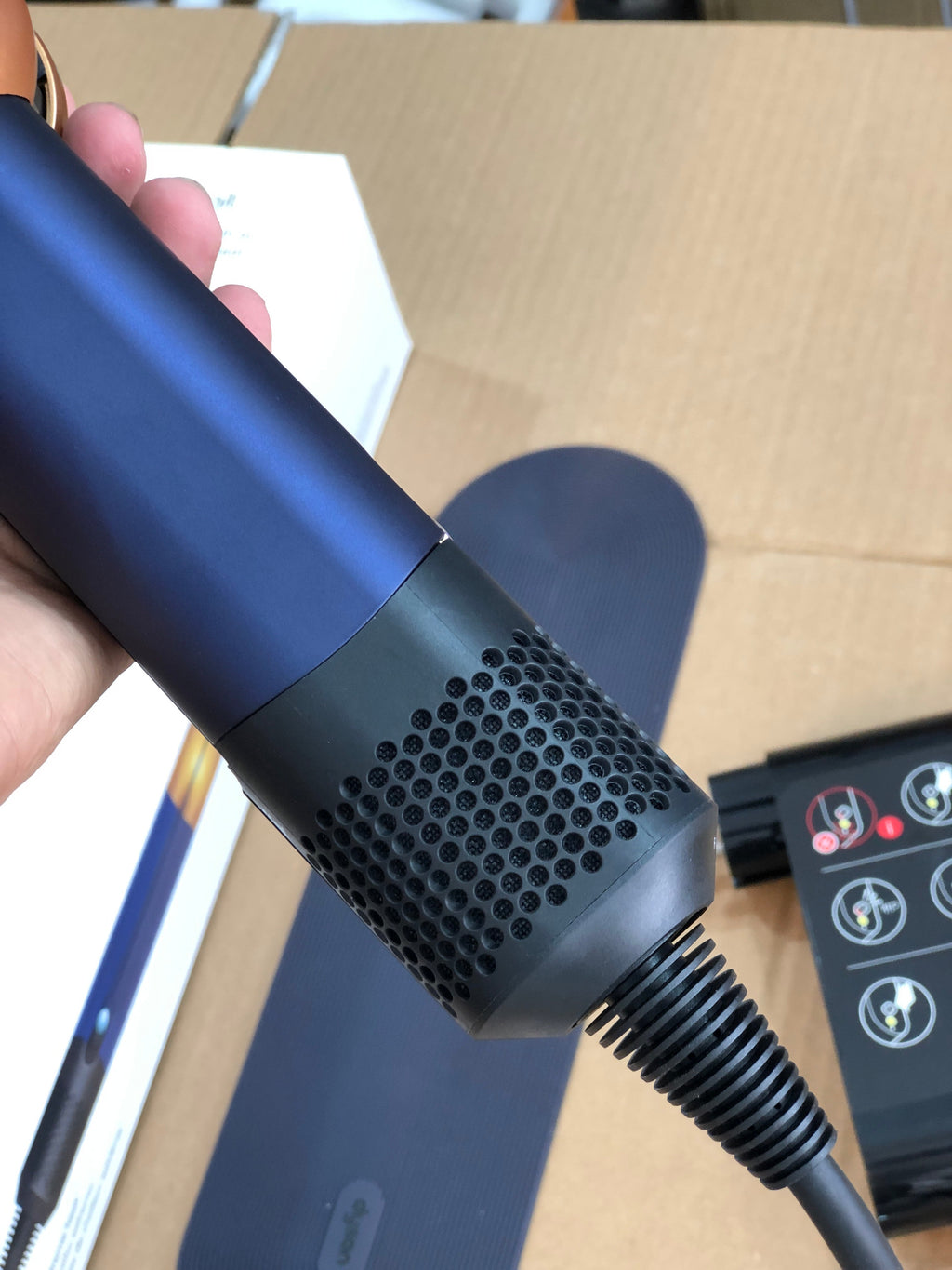 Dyson Airstrait HT01 Wet to Dry Hair