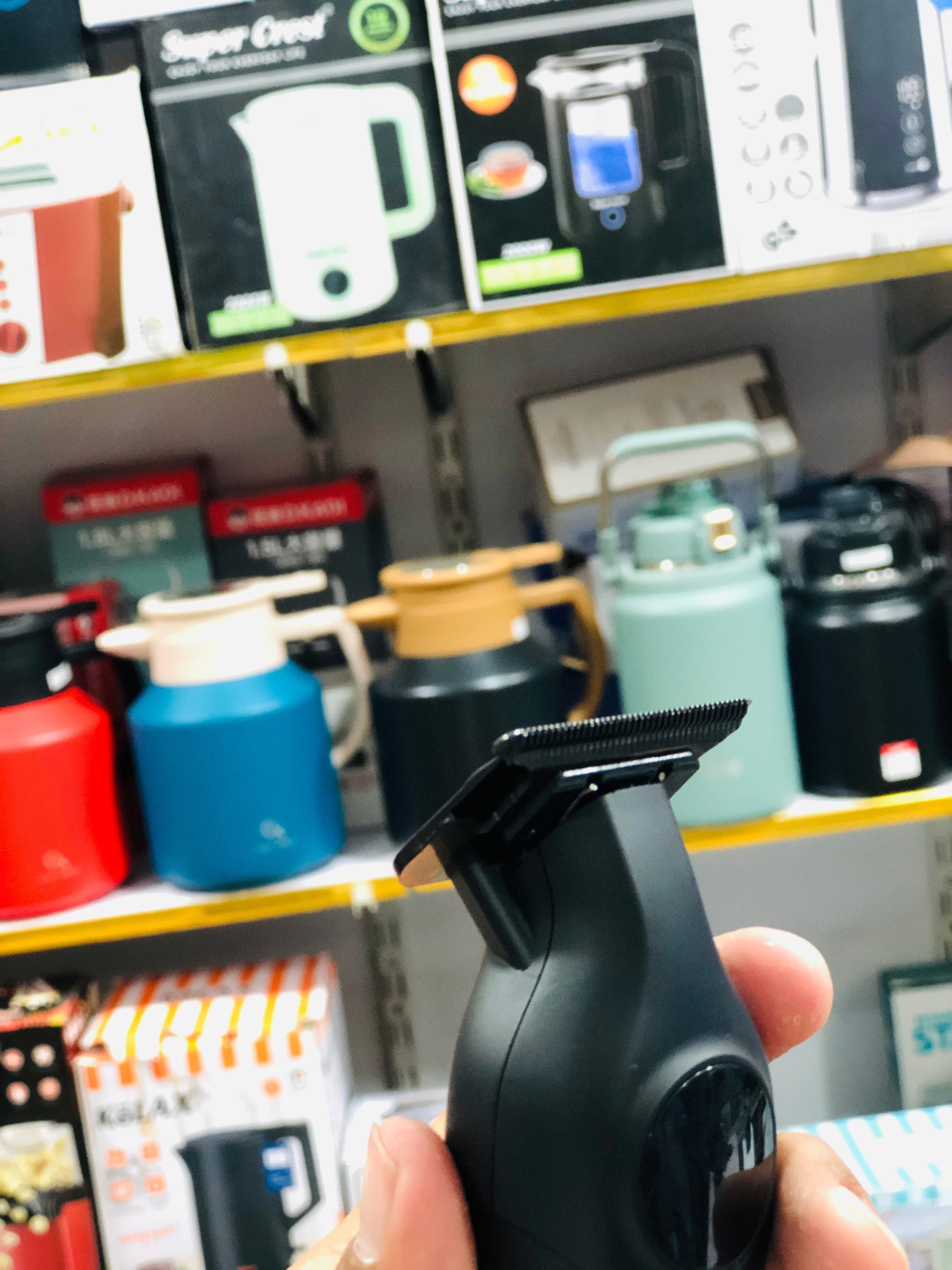 VGR Rechargeable Hair Trimmer V-177